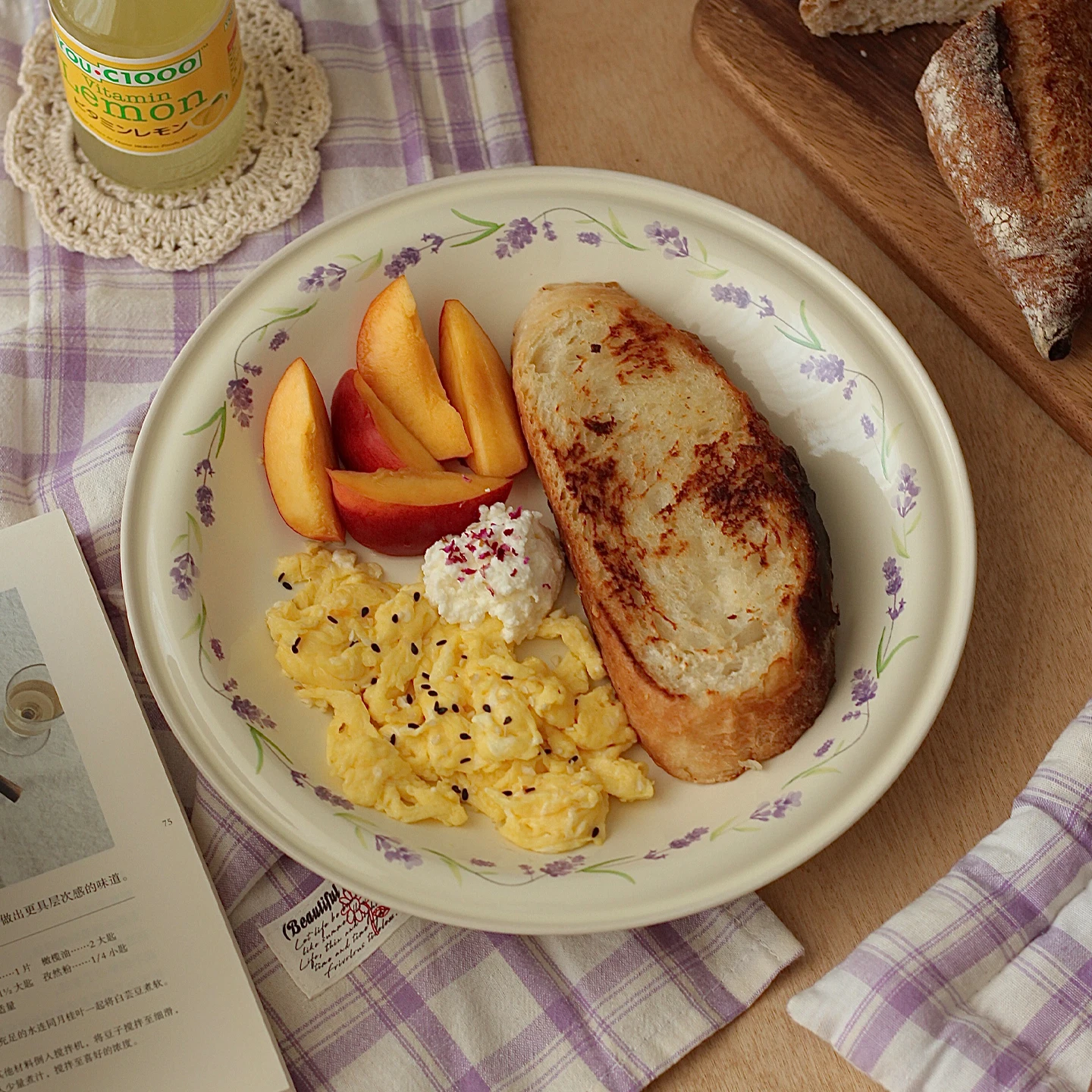 

Фиолетовые лавандовые керамические тарелки во французском стиле, винтажные эстетические глазурные цвета, обеденное блюдо, новая круглая посуда для торта, десерта