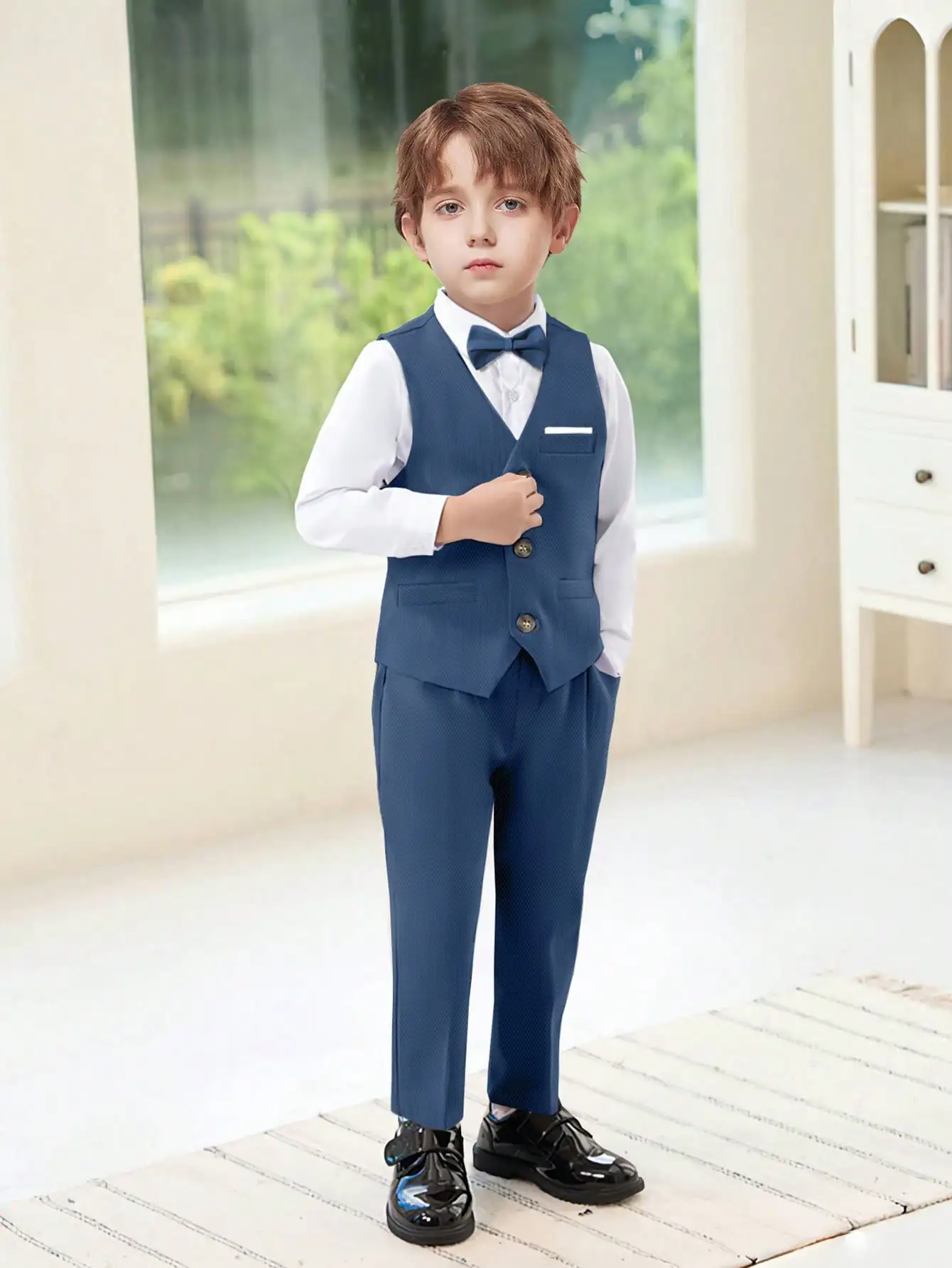 dark-blue-3-piece-suit-for-boys-solid-color-vest-pants-with-bow-tie-slim-fit-set-for-wedding-performance-children's-clothing