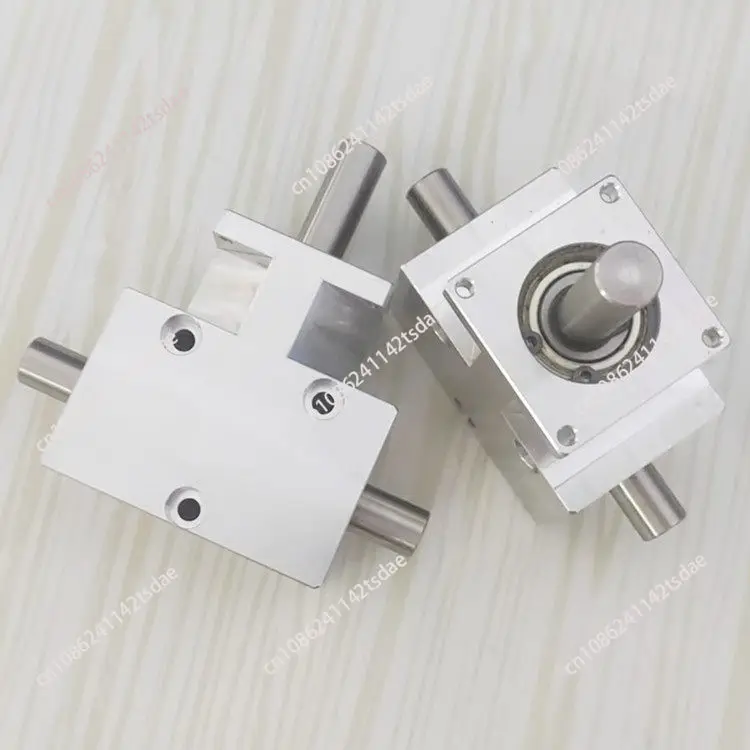 Small rotator 90 degrees 1:1 spiral bevel gear shaft 12mm co-directional double output shaft differential assembly gearbox