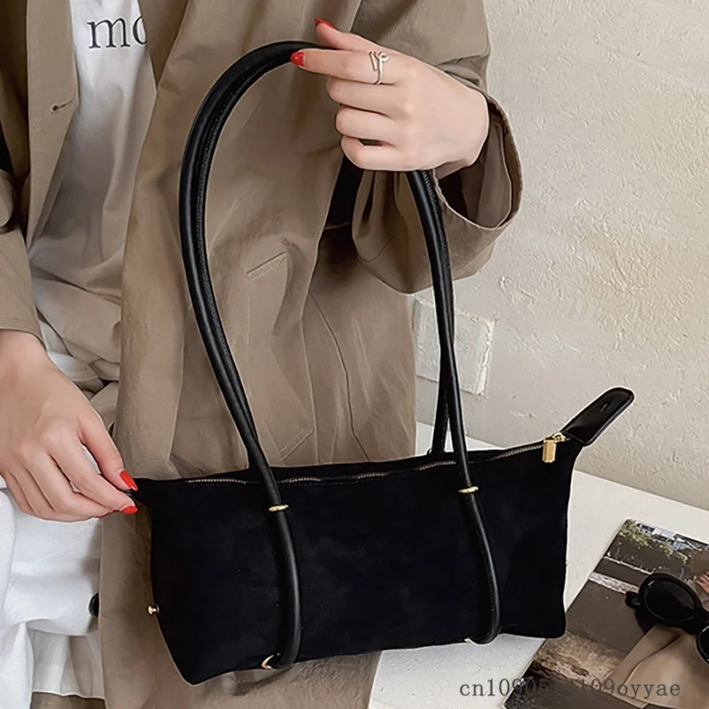 Large Capacity Women's Bag 2026 New Luxury Designer Armpit Tote Casual Commuting Handbag Fashionable Korean Style Shoulder Bag