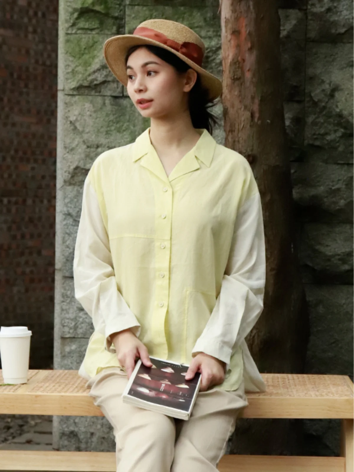 

Lightweight Loose Long Sve Women's irt Yellow Suower Fan Design Commute Sle Simple Pattern Pure Color Button Detail