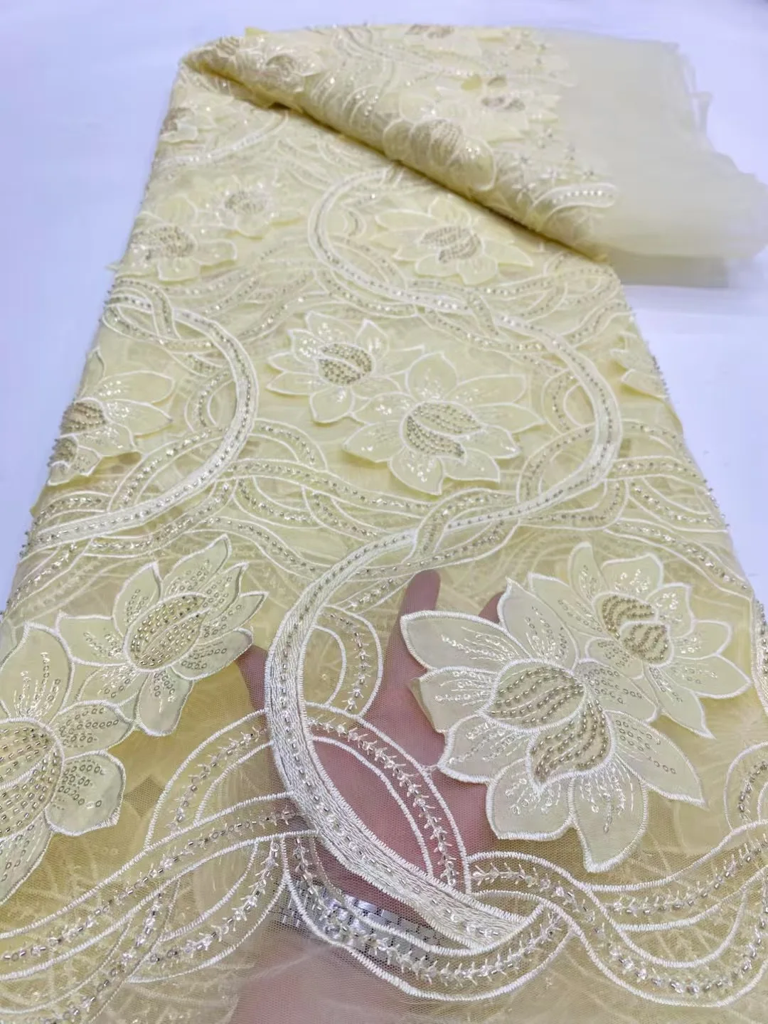 

2025High-Quality African Nigerian Lace Fabric Embroidered Tulle Net Cloth for Wedding Gowns Elegant Bridal Dress Material 5Yards