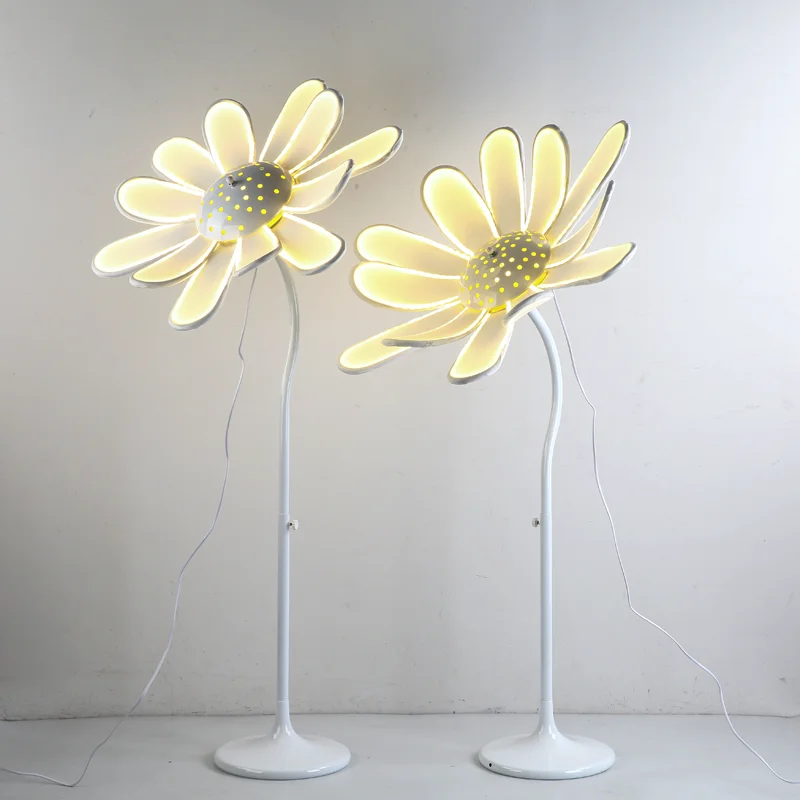 New wedding props luminous sunflower road Yinsen series wedding decoration creative background light petal lighting arrangement
