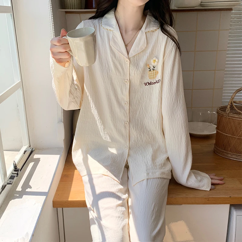 Korean Style New Women\'s Sleepwear Autumn Long-sleeved Trousers Embroidered Flower Design Sweet Loose Fit Home Use Pajama Set