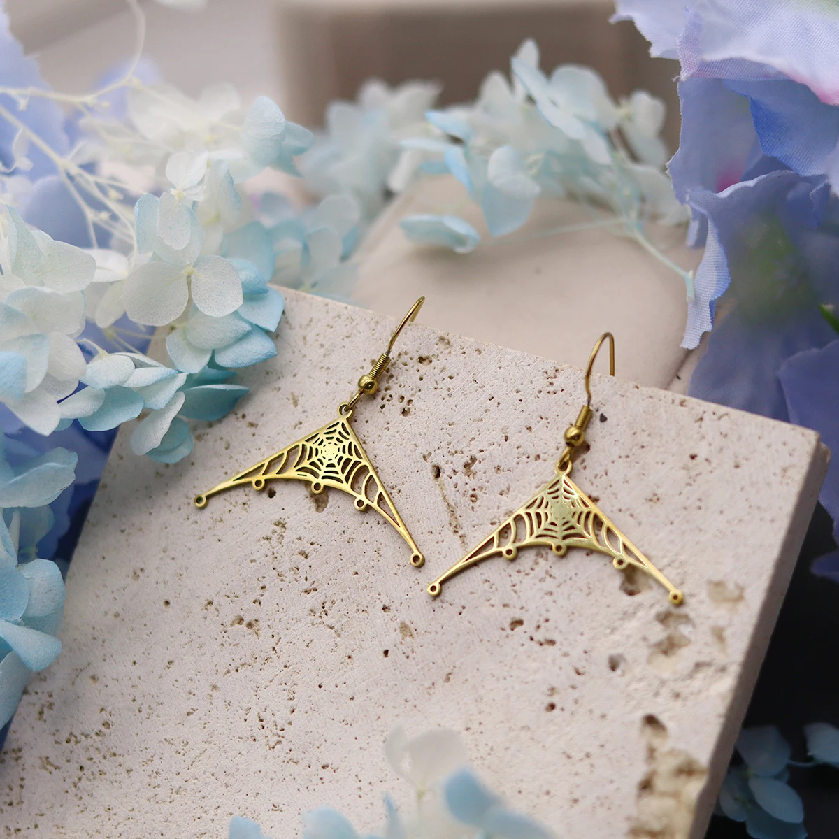 أقراط متدلية على شكل شبكة عنكبوت للهالوين من kinitial للنساء والرجال أقراط متدلية ساحرة ملابس الشارع الشهير إكسسوارات مجوهرات هدية #4