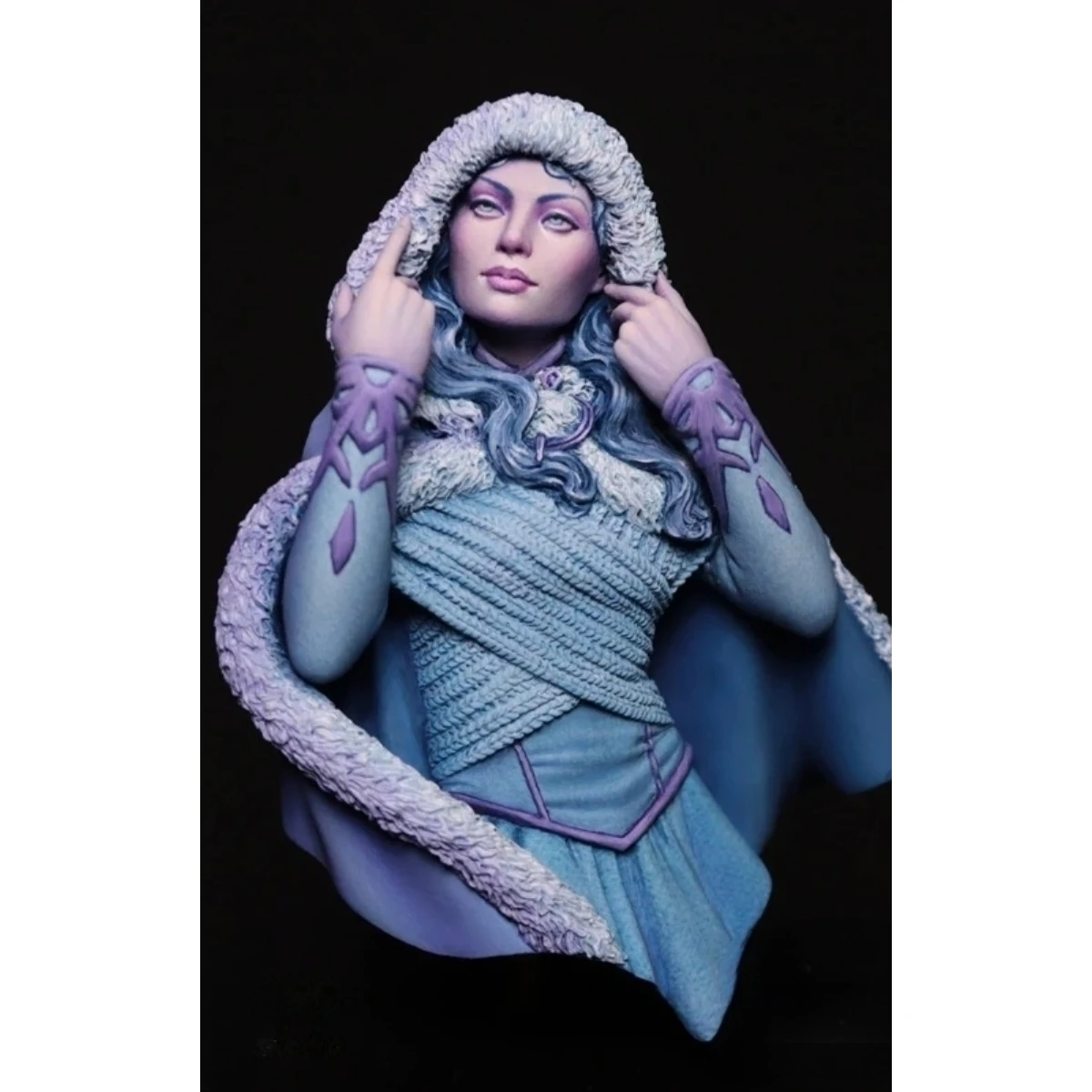 

1/10 scale resin figurine of a half-length portrait of a winter girl. Unassembled and unpainted DIY kit. 1043X