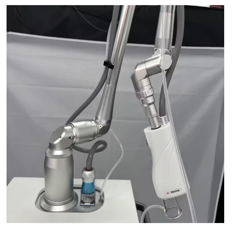 

Профессиональный портативный фракционный CO2-лазер для карбонового пилинга, подтяжки кожи и удаления волос