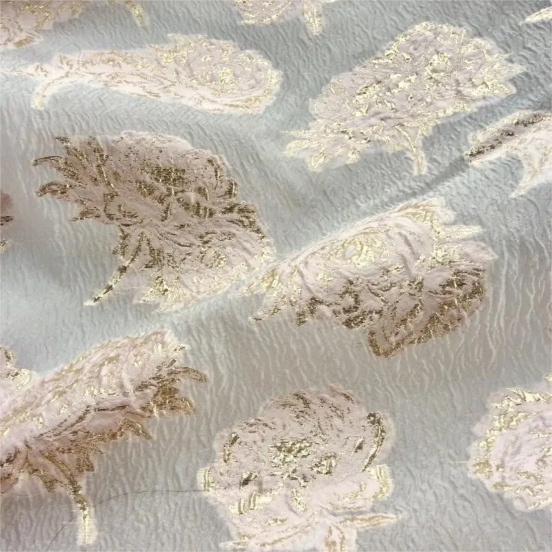 Golden-threaded flower semi-transparent European cut jacquard fabric for women's dress embossed peffleship