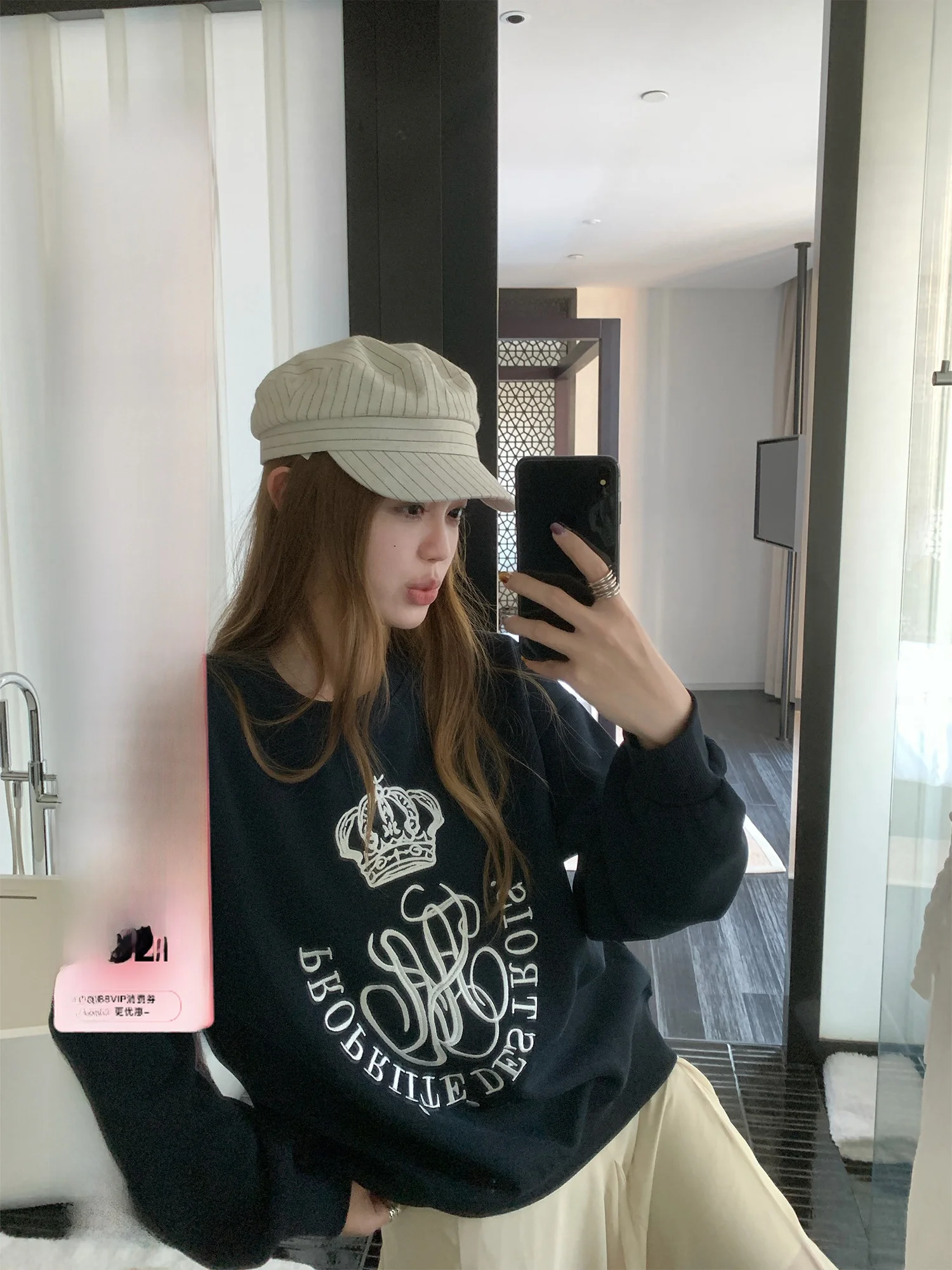 

Blueberry Qii Blue Mood Moment Loose Fit round Neck Embroidered Long Sleeve Women's Sweatshirt Casual Style Spring New Arrival