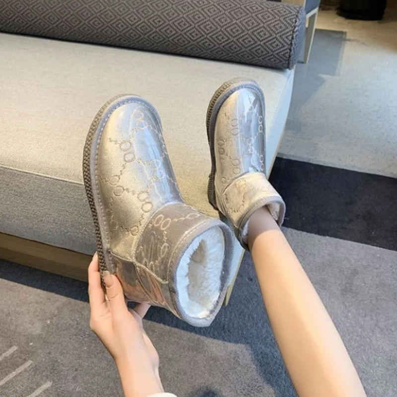 

Мягкие серые водонепроницаемые женские зимние ботинки в корейском стиле. Горячие удобные и элегантные дизайнерские роскошные женские туфли Y2k.