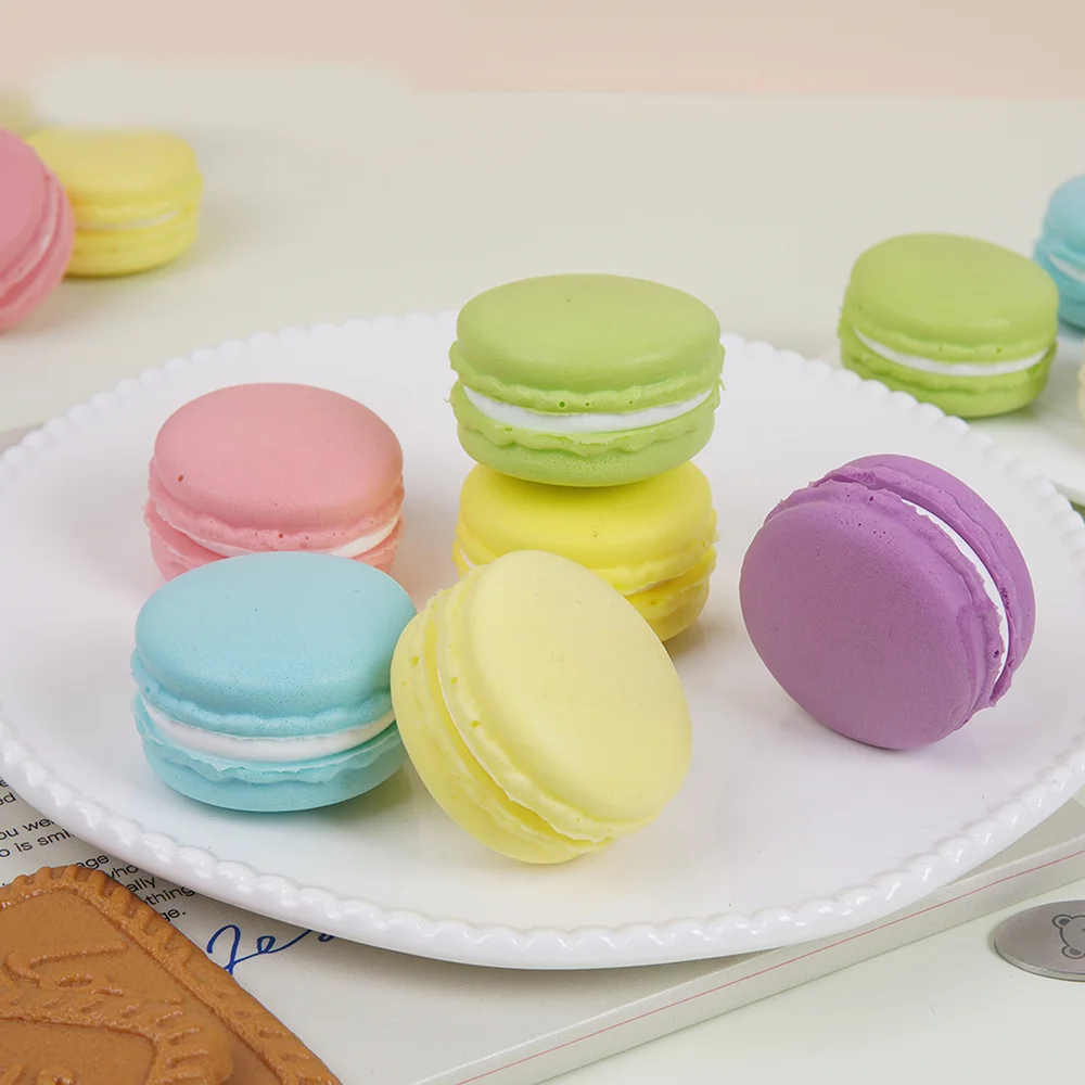1 pièce, couleur aléatoire, gâteau macaron simulé, jouet à presser souple pour soulager le stress quotidien, décompression, rebond lent, décoration de bureau et de cuisine