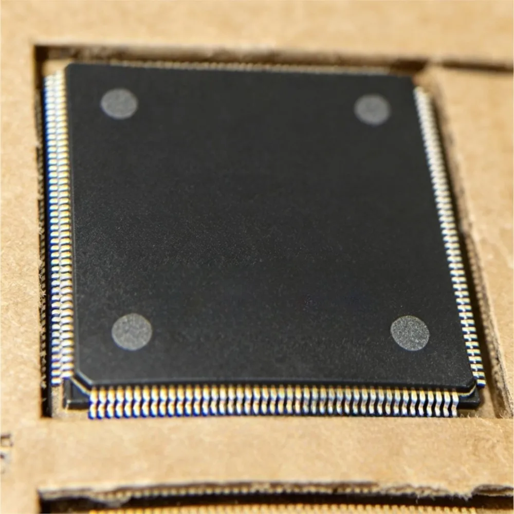 5PCS D80YK113DPTP4 PCL6143 6143 A13 QFP-176