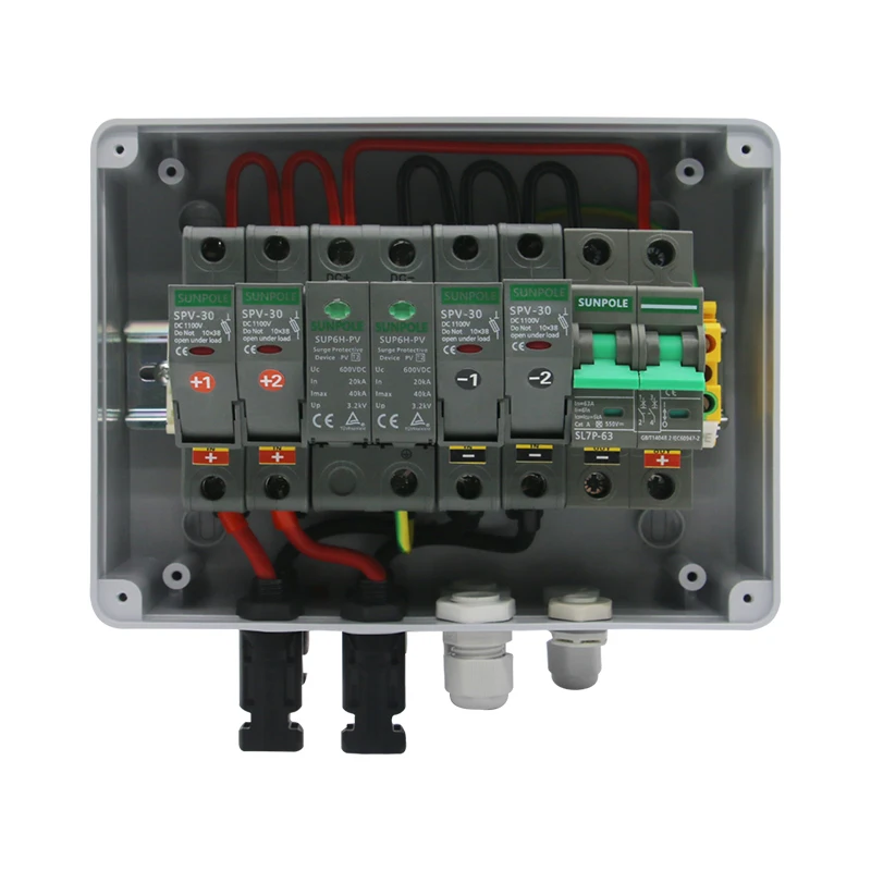 2 in 1 out 550V Solar PV Combiner Box Surge Lightning Protection DC Distribution Waterproof Outdoor Surface Mounted