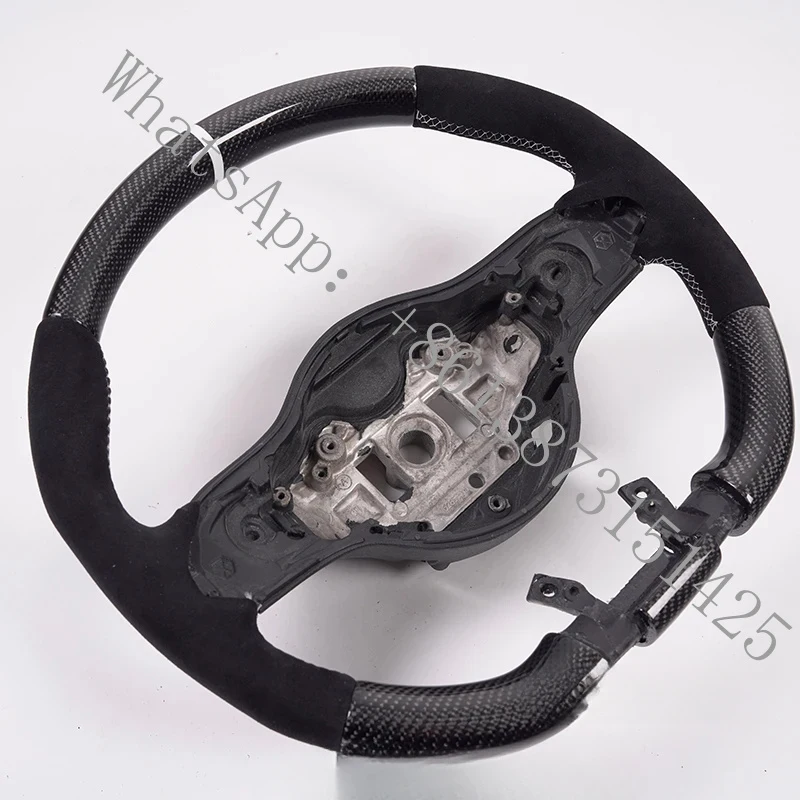 

Suitable carbon fiber sports steering wheel of A45/CLA45/GLA45 series, update ready tracking