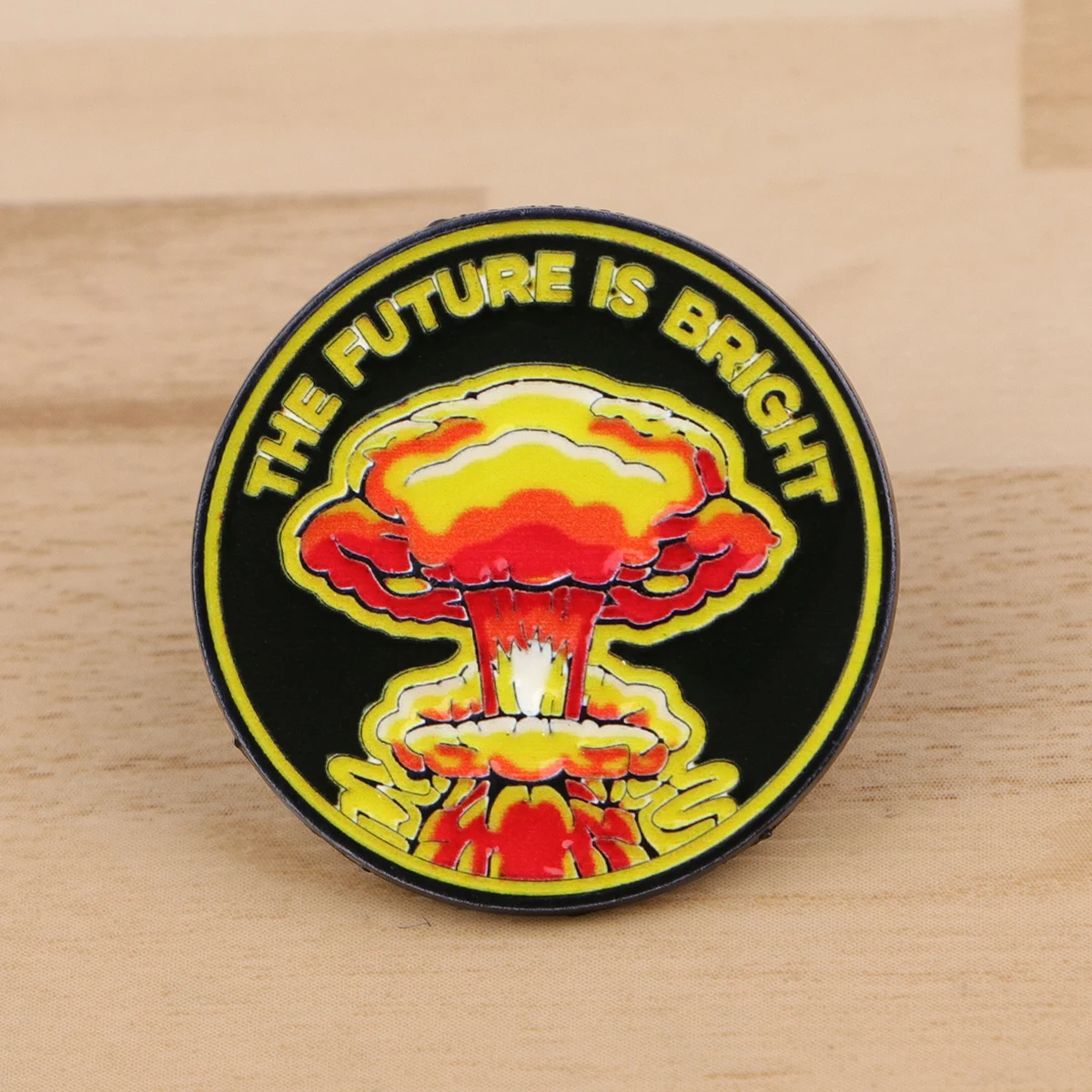 Cute Ginger Kitty Enamel Pin Vintage Nuclear Explosion Brooches on Clothes Badge Bag Lapel Woman Men Jewelry Gifts for Friends