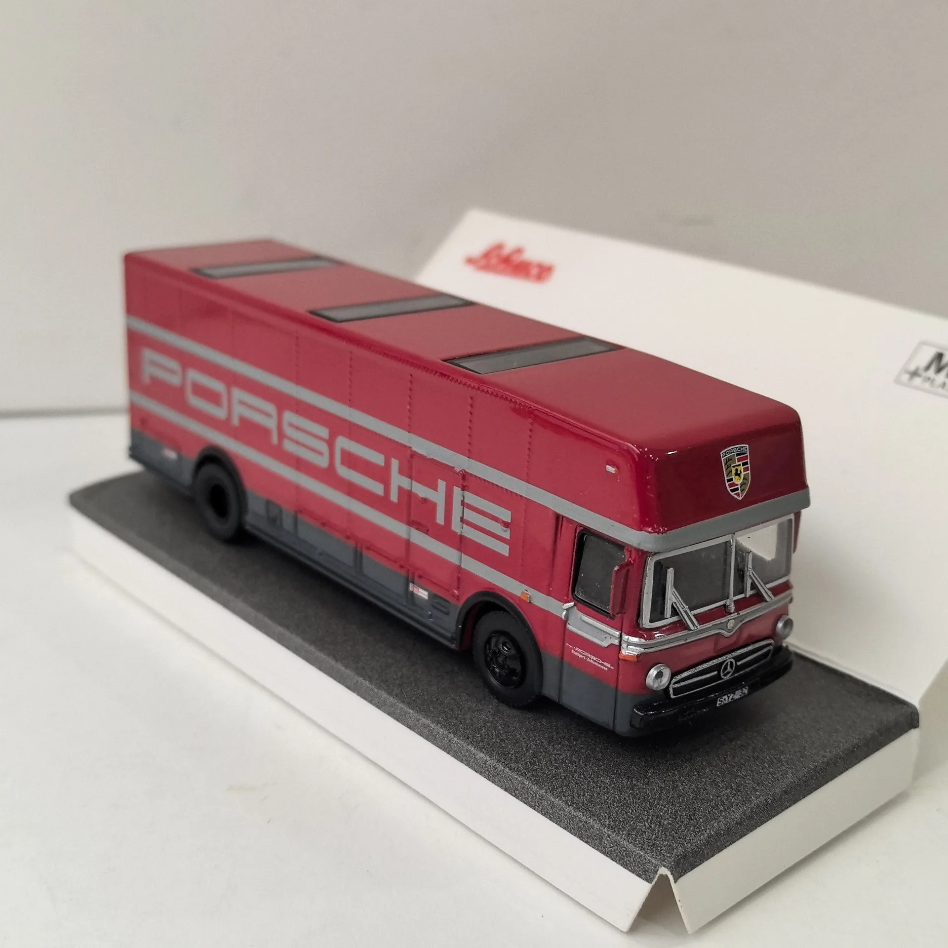 

Diecast SCHUCO HO 1:87 Scale Benz Transport Trailer PORSCHE Alloy Car Model Collectible Toy Gift Souvenir Display Ornament