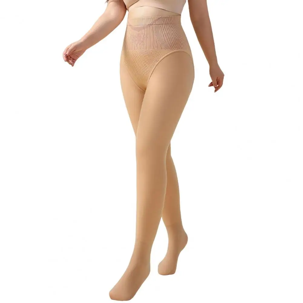 

Высокоэластичные леггинсы. Уютные женские леггинсы с утолщенной бархатной подкладкой и высокой эластичностью. Удобные облегающие зимние леггинсы.