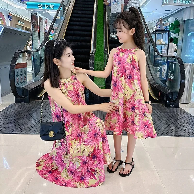 

Summer Family Look Mom Daughter Beach Wear Dress Mother Baby Girl Vacation Dresses Women 2023 New Clothing Mum and Me Outfits