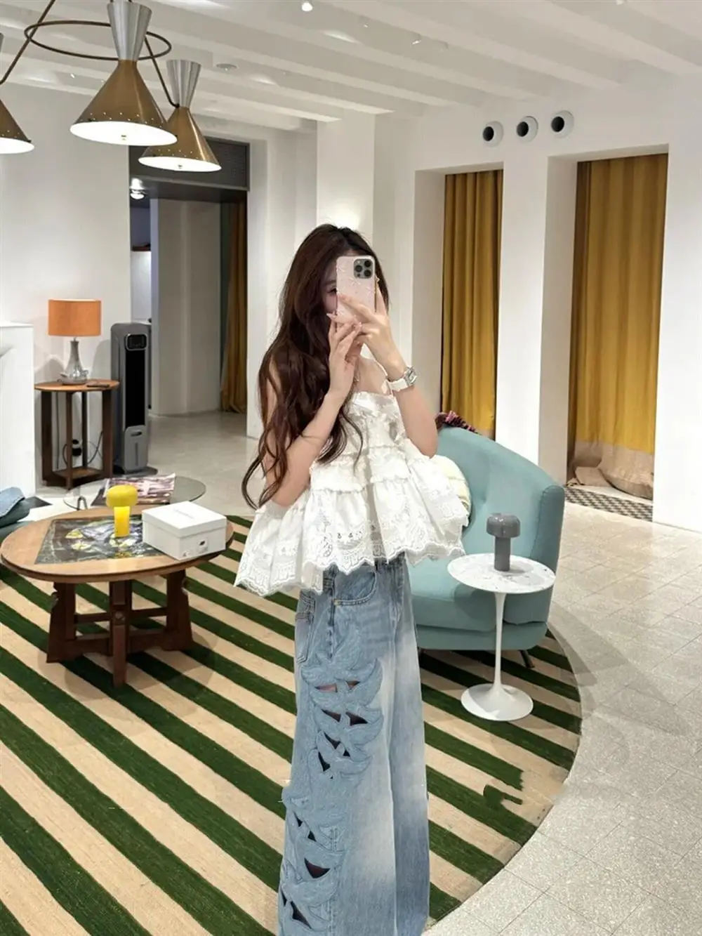 White Lace Strap Vest Women's Summer Design Sensation Small Crowd Wood Ear  Anti-Aging Loose Short Top Breathable Outerwear