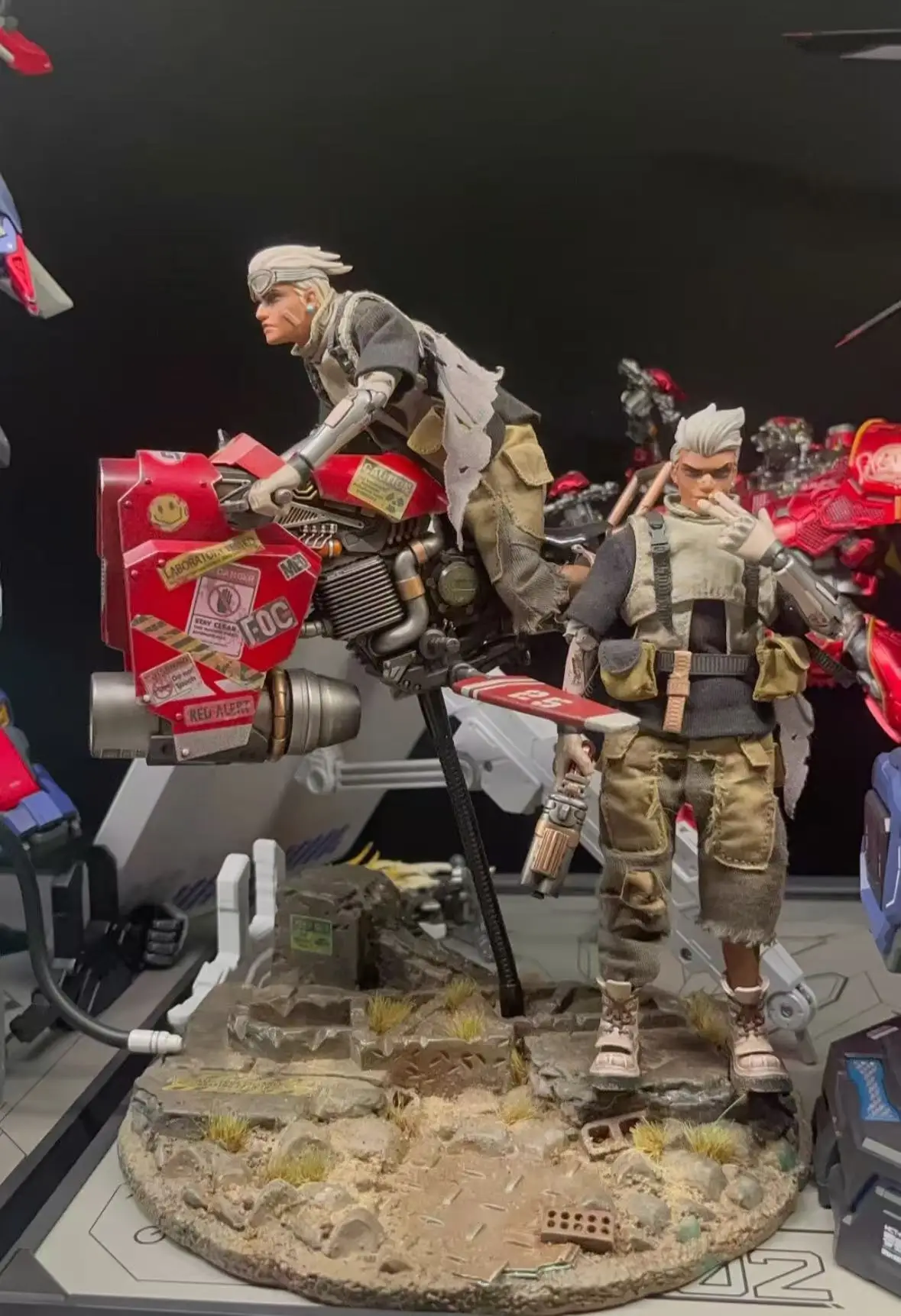 

В наличии, 100% оригинал, серия Fantasy 26 EA01, масштаб 1/12, киберпанк-полицейский с гироскутером, фигурка, коллекционная модель, игрушка