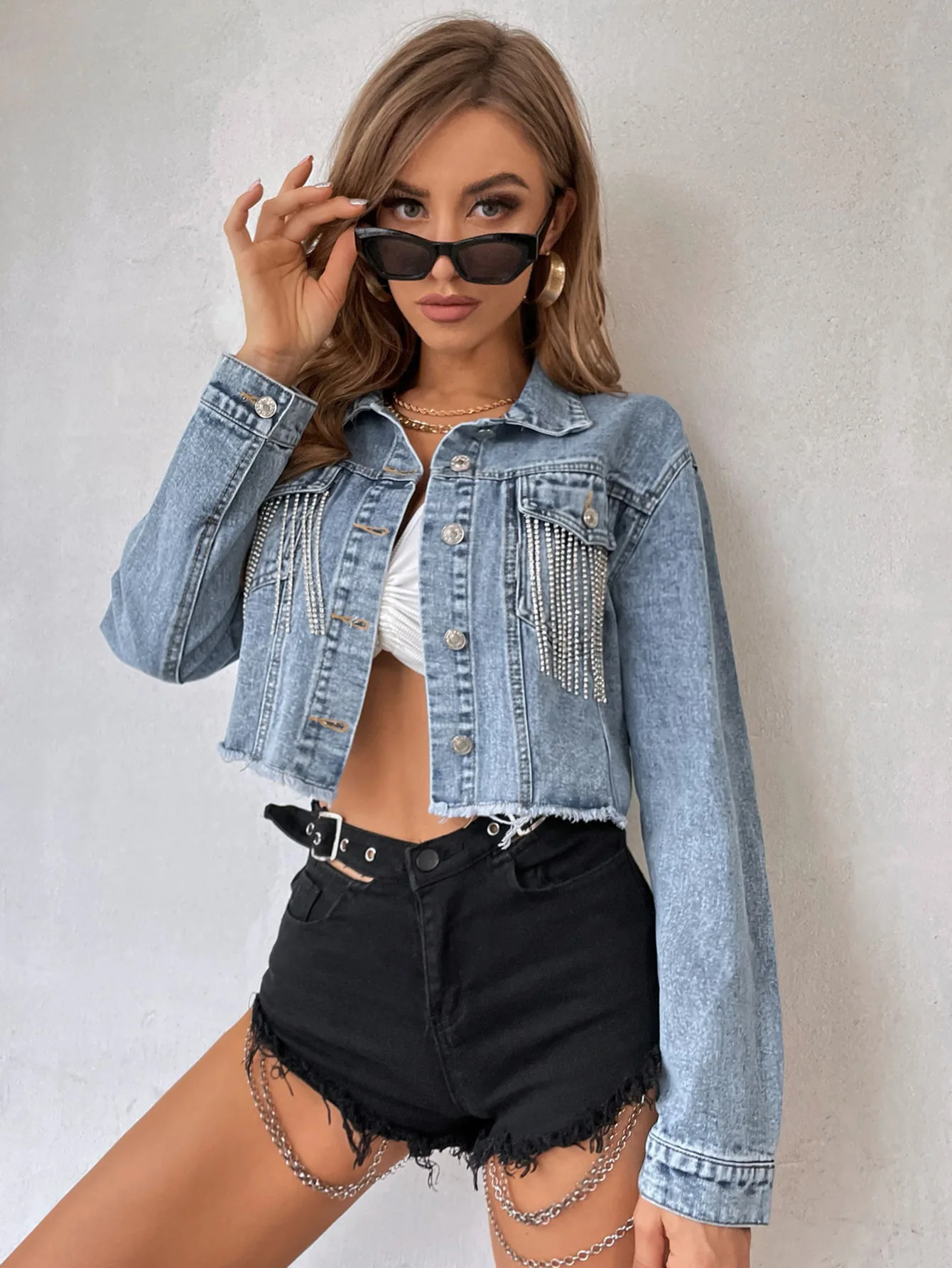 

Summer Tassel Short Women's Denim Jacket Versatile Fashion 2026 Trendy Casual Outerwear for Ladies
