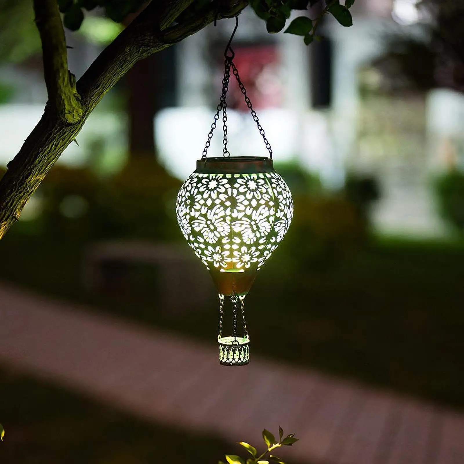 

Outdoor Solar Hot Air Balloon Hanging Lantern Multipurpose Garden Decoration