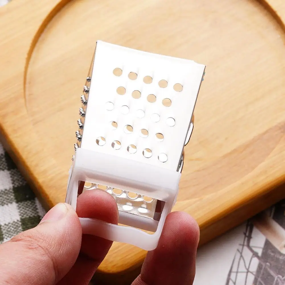 Mini grattugia a quattro lati in acciaio inossidabile Pialla per verdure multiuso Lame a 4 lati Contenitore per grattugia per scatola domestica