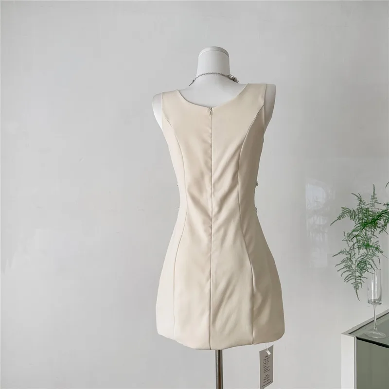 الفرنسية المشاهير سيدة الماس رصع قلم رصاص تانك فستان ساحة طوق شبكة المرقعة الجوف الخصر الحمالة فستان حفلة صغيرة