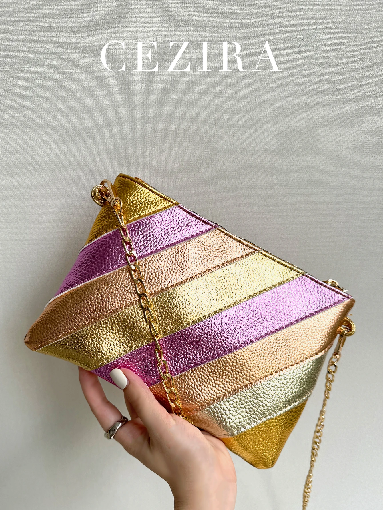 CEZIRA Funky Metallic Color Stripes PU Leather Handbag Women's Square Clutch Metal Chain Cross body Purse Fashion Y2K Party Prom