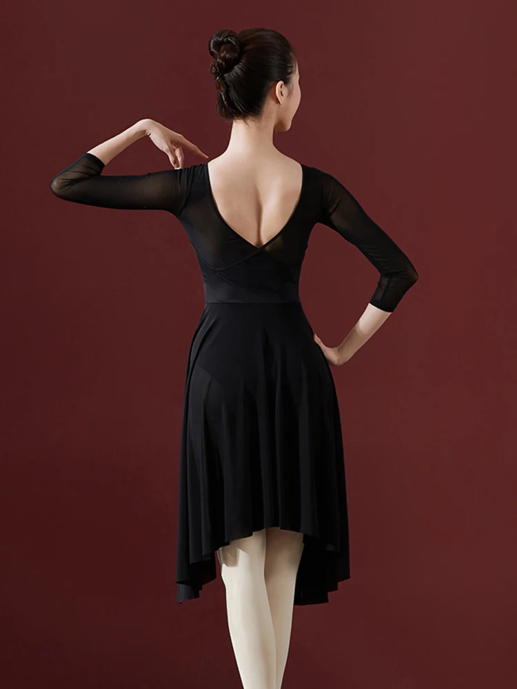 فستان الباليه الصيني المكون من قطعة واحدة أثيريري ورشيق، يقدم رقصة ممارسة الكبار في فستان شاش