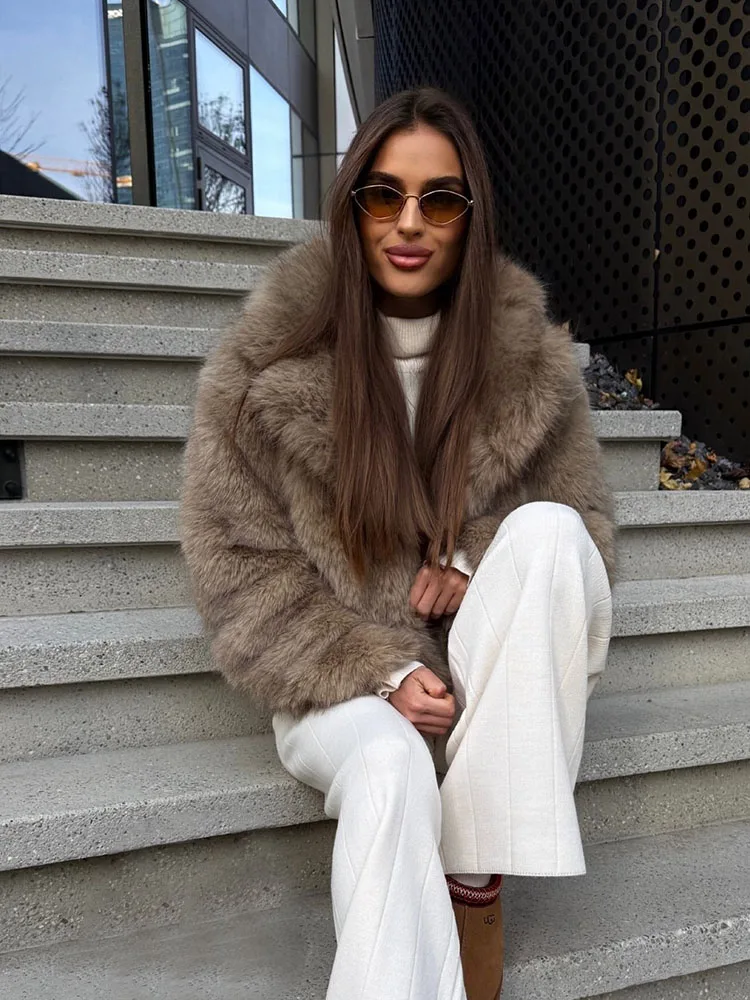 

HH Women New Lapel Pockets Artificial Fur Thickened Temperament Coat Winter Long Sleeve Hidden Button Solid Soft Short Jacket