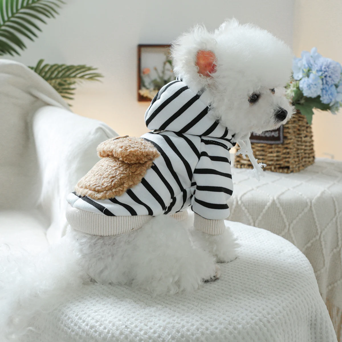 1PC pet clothing lamb fleece pocket hoodie with spring and autumn striped coat suitable for small and medium-sized dogs