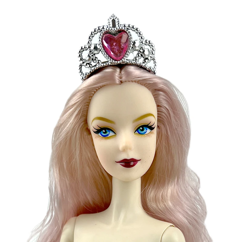 Tiara de corona de plástico aleatoria de varios estilos para muñecas Barbie, accesorios para el cabello de casa de muñecas BJD, juguetes para niños,