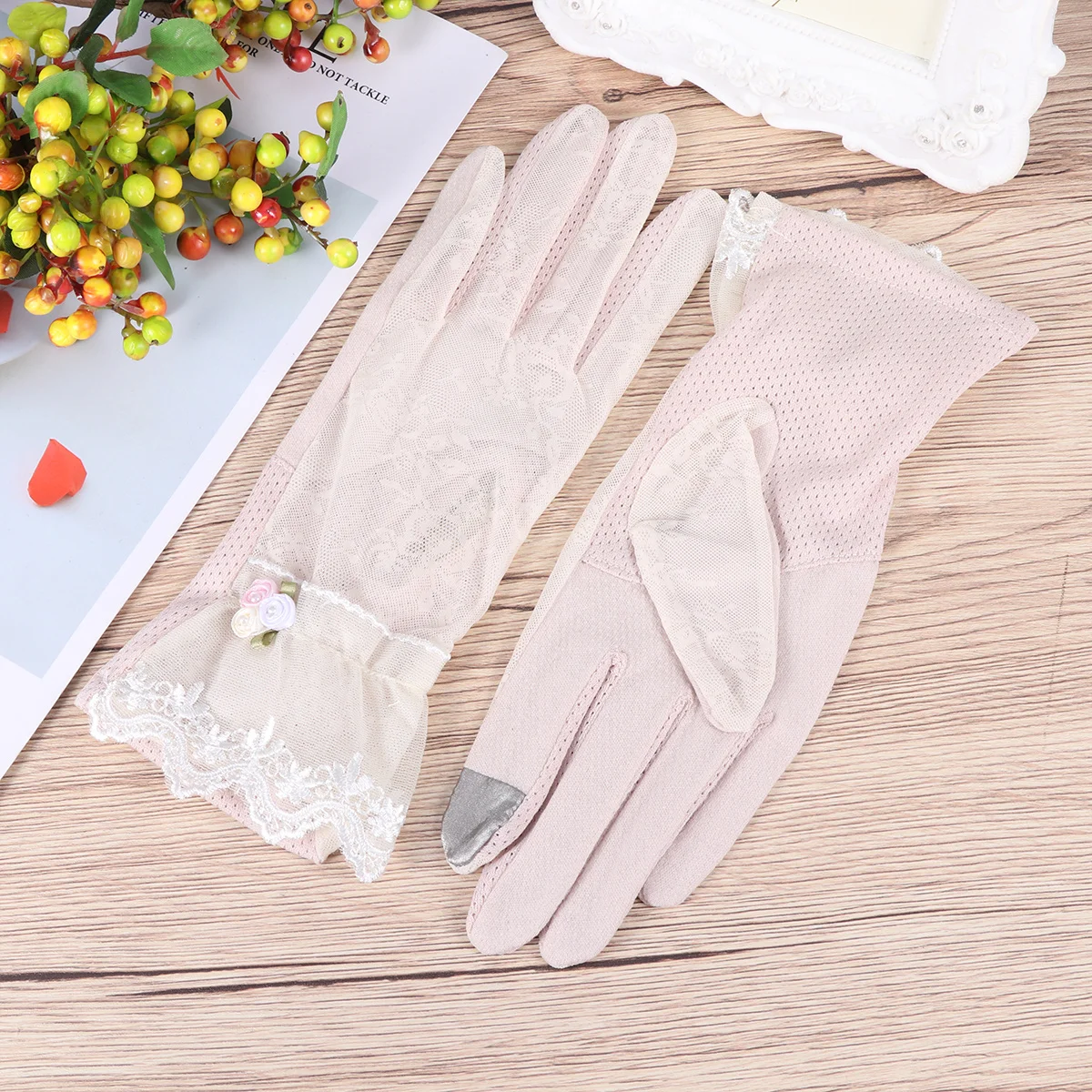 

Touch Screen Gloves Non-slip Hands Cover Ice Silk Point Fingers Beige Protection