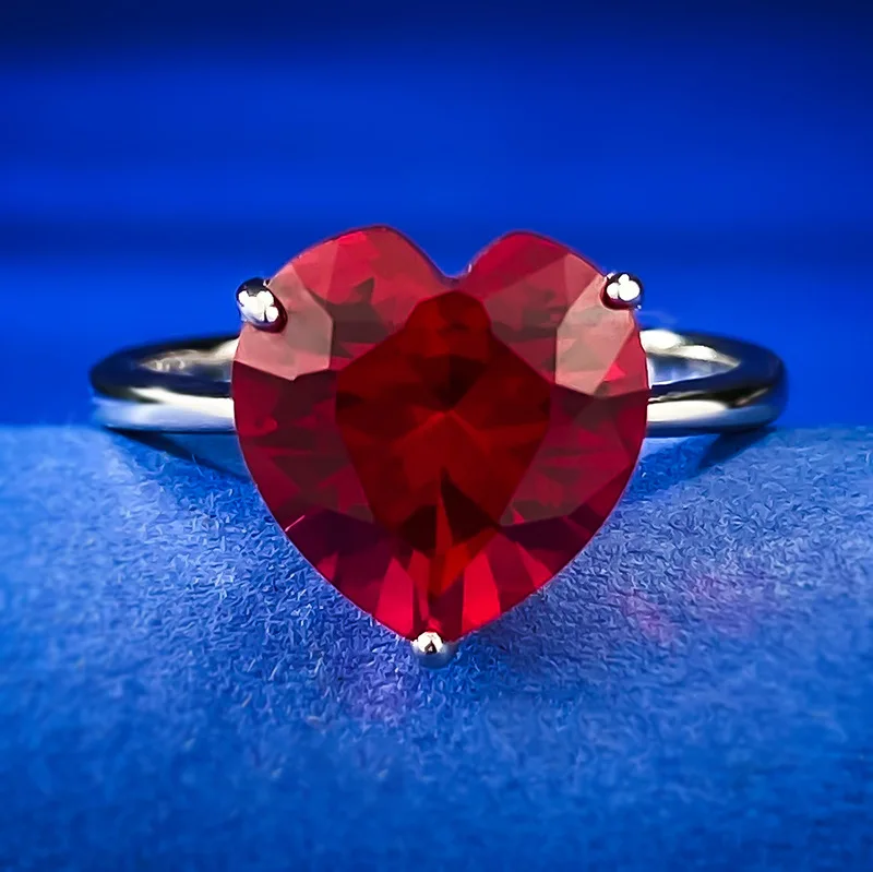 

4 Carat Heart shaped 10 * 10 High Carbon Diamond Red Ring Love Europe and America Simple Atmosphere Ring s925 Silver