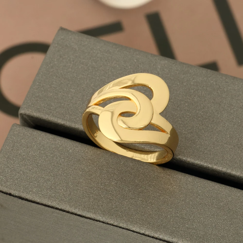 Nyh Geometric Swirl…