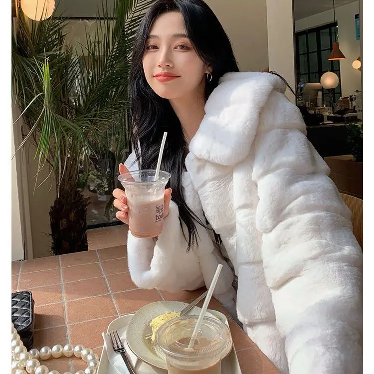 

Korea Fake Fur Winter Women Solid Faux Fur Coat Casual Long Sleeve Fleece Jacket Female Turn Down Collar Long Coat Outerwear