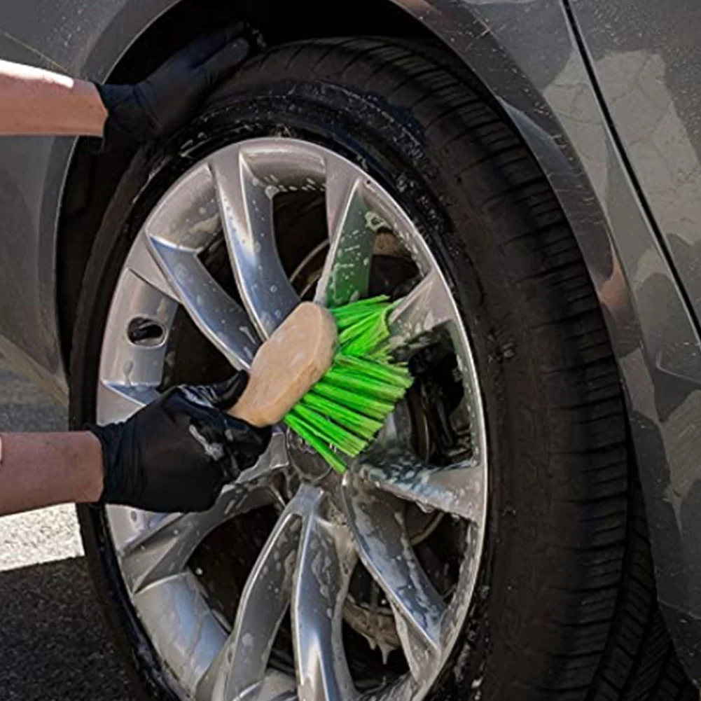 Car-Specific Short-Handled Fur Tire Wheel Cleaning Brush, Carpet Foot Pad Cleaning Brush, Multifunctional Brush