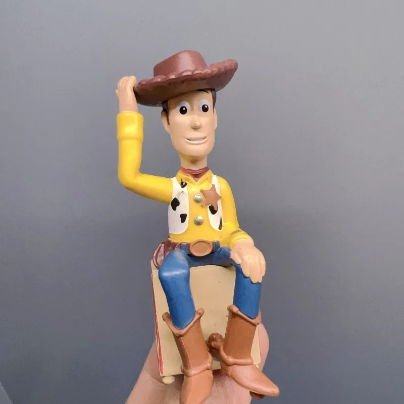 รูปปั้นวู้ดดี้จากดิสนีย์อย่างเป็นทางการ, ฟิกเกอร์ของสะสมจากเรื่องทอย สตอรี่, ของตกแต่งโต๊ะทำงานตัวละครจากแอนิเมชั่น, โมเดลฟิกเกอร์ตัวละครจากแอนิเมชั่น