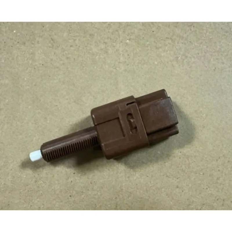 

Brake Light Switch Brand New Genuine for Changan Cs15 Alsvin