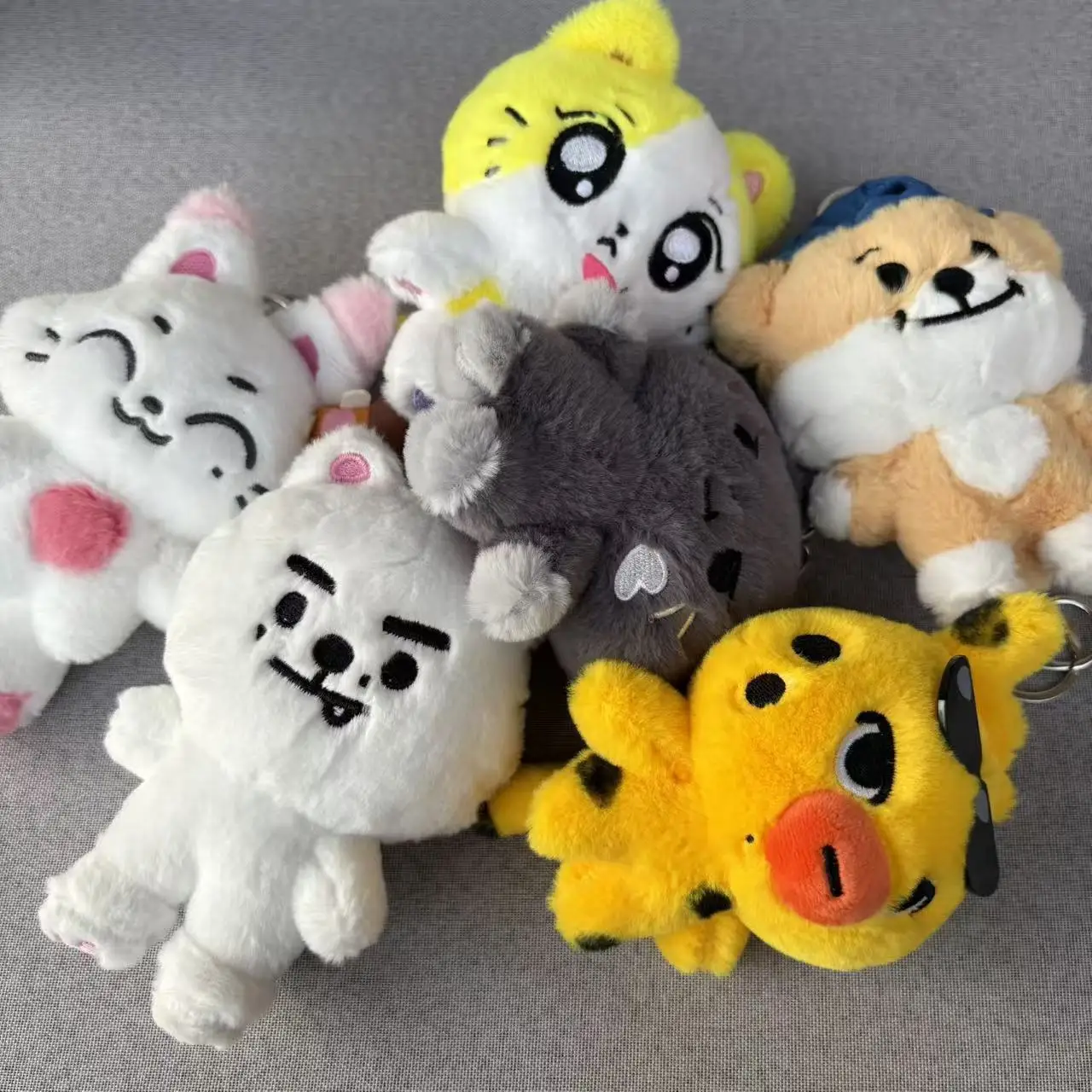 10cm New Kpop Fans Keychain Plush Doll Collection lampshade Gift Pendant Accessories Plush Keyring Cartoon Doll Fans Collect
