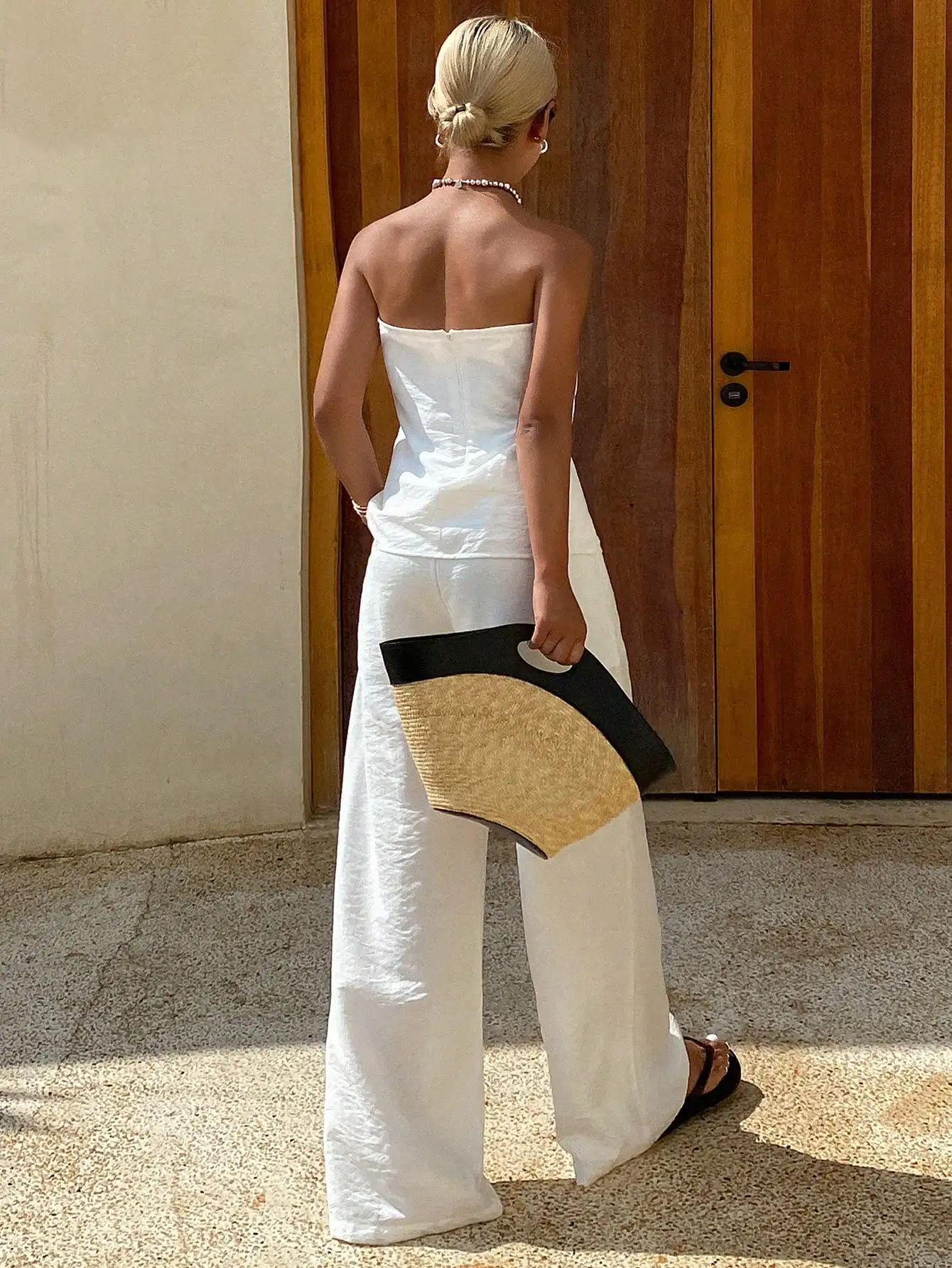 여성용 화이트 투피스 세트: 플리츠 스트랩리스 탑 & 와이드 레그 팬츠, 여름 캐주얼 의상