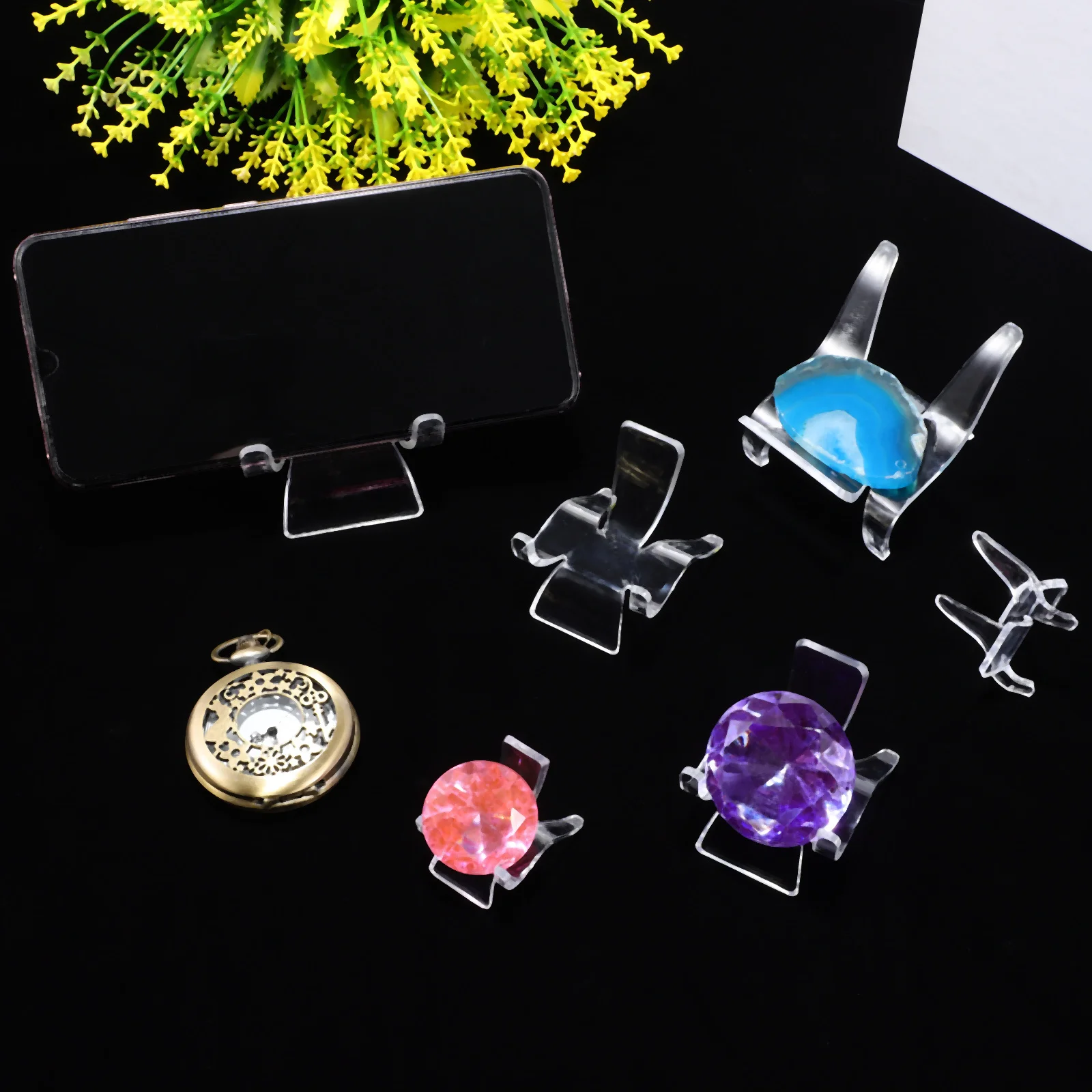 

30Pcs Acrylic Display Holder Clear Stand for Small Collectibles Rocks Phone Mount Mini Easel Triangle Base Stable Home