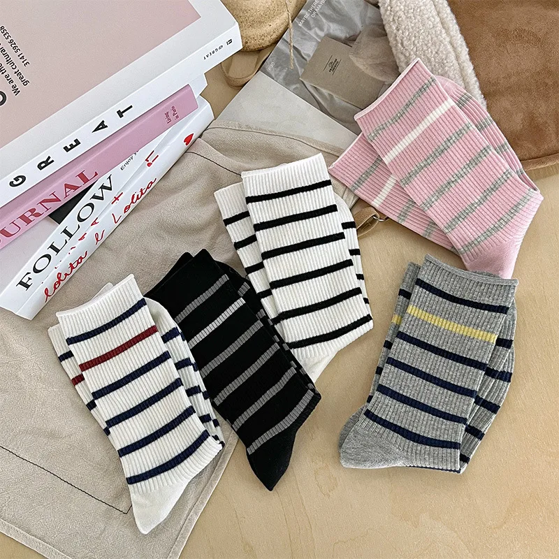 Nowe jesienno-zimowe skarpetki damskie do połowy łydki, bawełniane, w paski, z koronką i w kropki, wysoka jakość, 2025