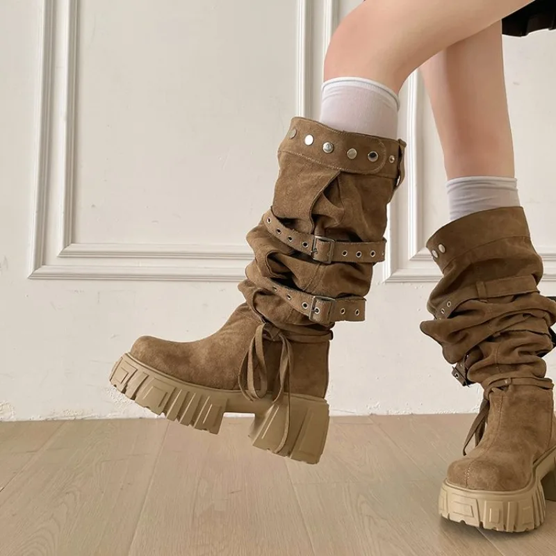 2026 Neue koreanische Western-Cowboystiefel für Damen, hohe Absätze, kniehohe Stiefel mit Schnallenverschluss, modische wasserdichte Plattform. – Detail 9