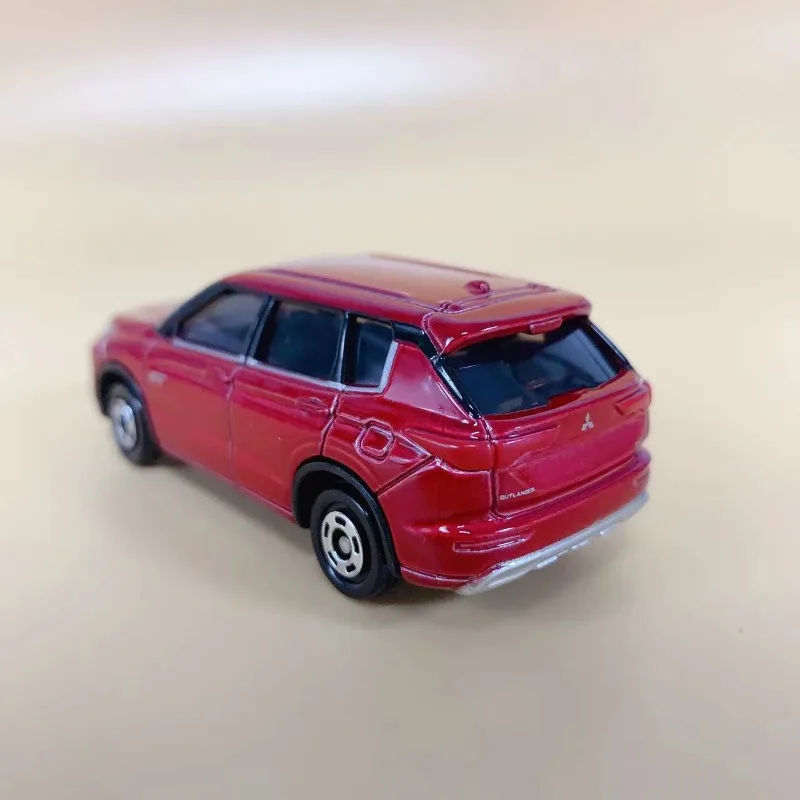 

TAKARA TOMY Tomica Limited Edition 10 Mitsubishi Outlander Alloy Car Model Toy Gift for Boys Birthday