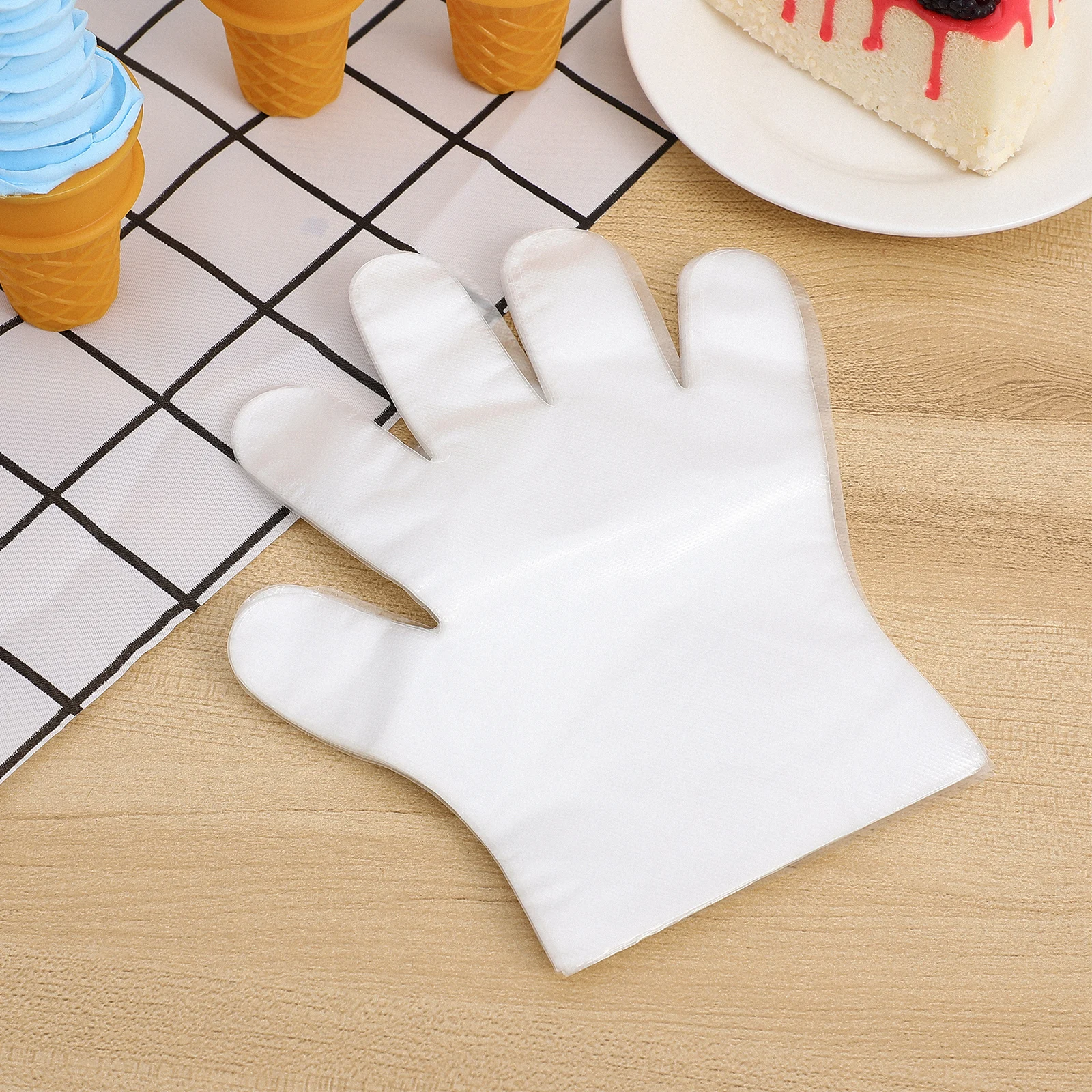 

Disposable Plastic Gloves Large Size Kitchen Hand Protective Cover Cleaning Film Food Preparation Cooking Safe PE