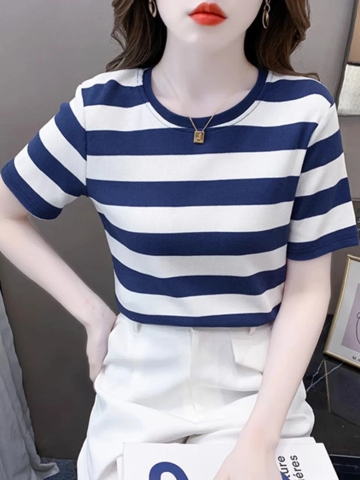 

Корейская женская летняя футболка с круглым вырезом и полосками, свободного кроя, для похудения, повседневная, базовая, модная