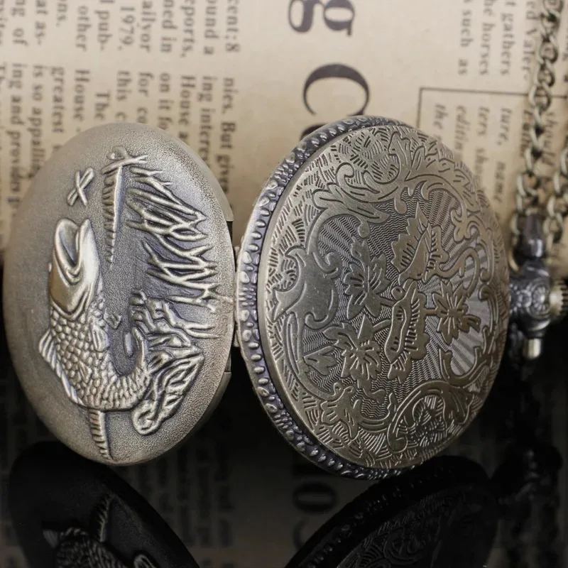 물에서 뛰어나는 베이스의 회중 시계 Steampunk 목걸이 디지털 펜던트 시계 패션 조각 여성 남성 선물