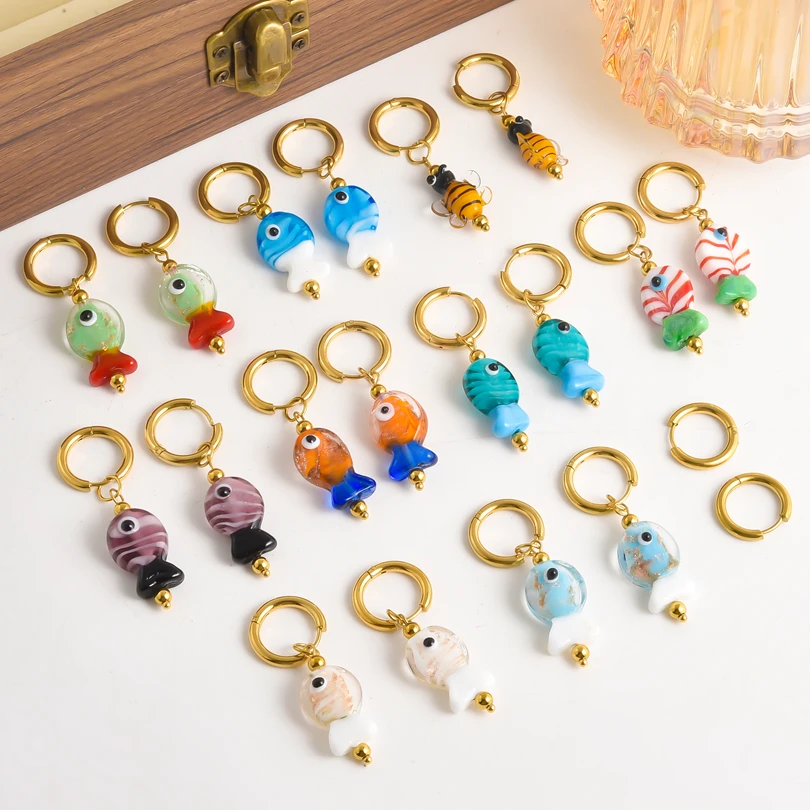 1 par de Aretes colgantes de pez de cristal de mar de verano de dopamina para Mujer, Aretes de acero inoxidable a la moda con bonito Animal abeja Y2K, Pendientes de aro para chica, joyería